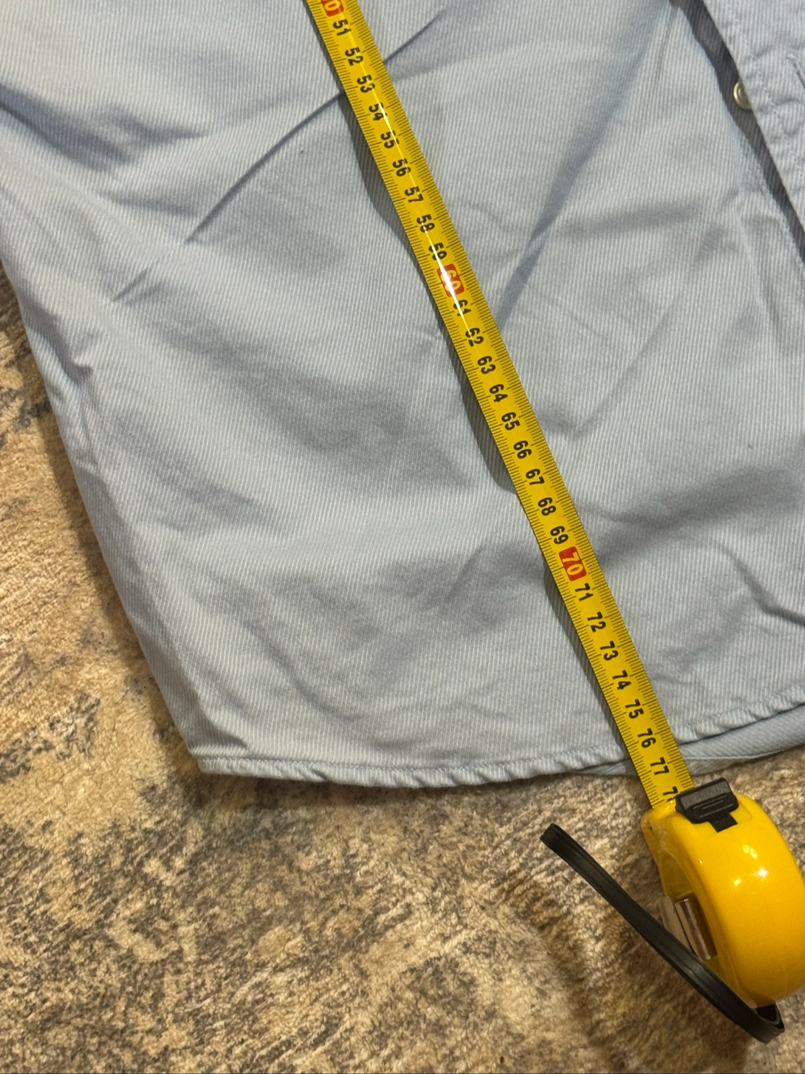 Light blue vintage Tommy Hilfiger shirt with embroidered patches – photo 10